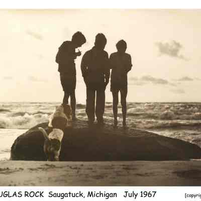 DOUGLAS ROCK PHOTO.jpg 1.3MB
