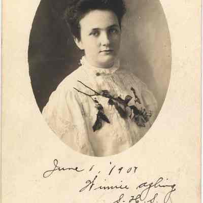 Winnie Azling 1907