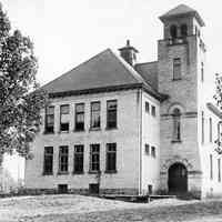          SaugatuckSchool1910.jpg 1.1MB; The Saugatuck Public School building circa 1910
   