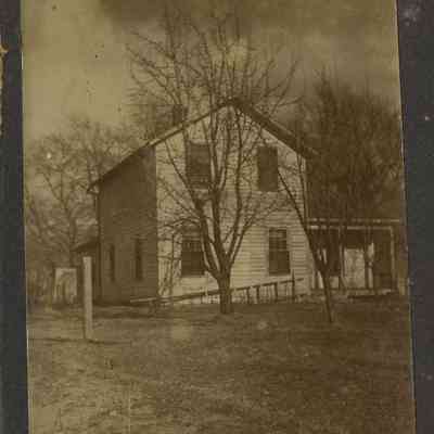 Barr-House.jpg 773KB
