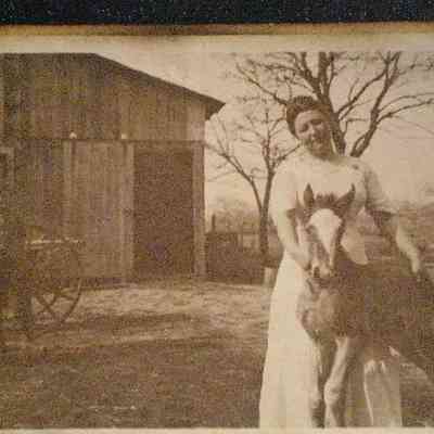 Barr-OlgaBarr-Arcadia-1914.JPG 43KB