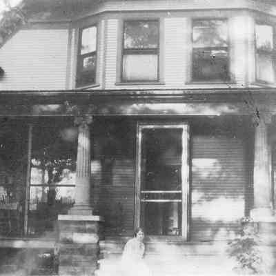 Corner House 2 1926.jpg