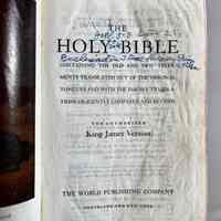          Holy Bible (with Concordance) picture number 3
   