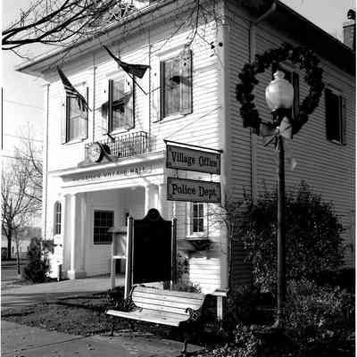 Saugatuck Village Hall 665KB