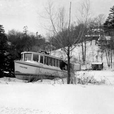 557 0/1	Saugatuck - boats	12/12/1945	Wolverine, Baldhead, winter