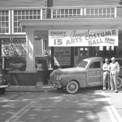 pa140 Pavilion cars and ads