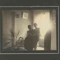          HH-0009.JPG 300KB
   