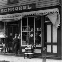          filename: H Schnobel store
   