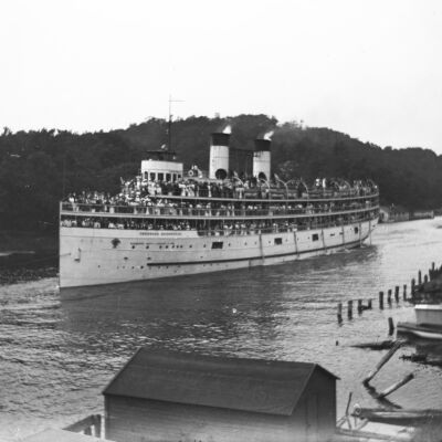Passenger Ship Theodore Roosevelt