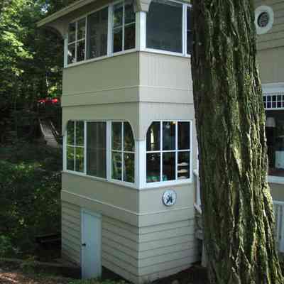 Alvord Cottage.SunPorch.JPG 2.2MB