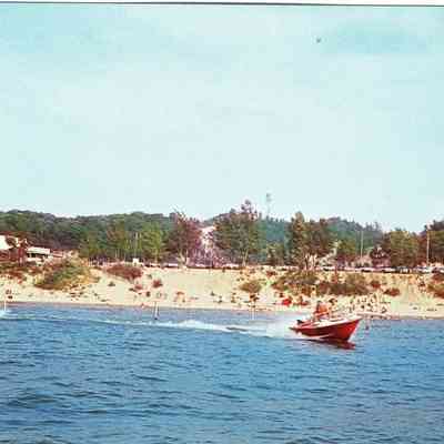 CWPC-0024OvalBeach.JPG 627KB