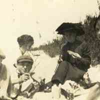          BB-2010-4-0122-OnBeach.JPG 86KB; From Bill Bleeker/May Heath collection
   