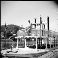          Island Queen I and II picture number 3
   