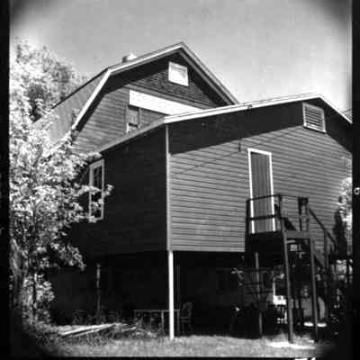 Red Barn snap -1.jpg 150KB