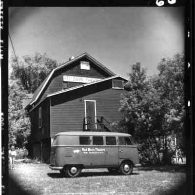 Red Barn snap -6.jpg 166KB