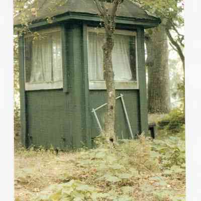 Unidentified Oxbow building.jpg 836KB