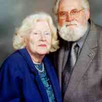          Betty& Warren Mulder.JPG 991KB
   