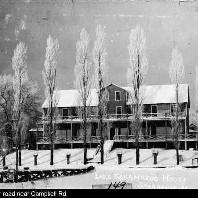 Lake_Kazoo_house_Ca_1900.jpg 523KB: Digital file from Jack Sheridan Drive 2021.72.02