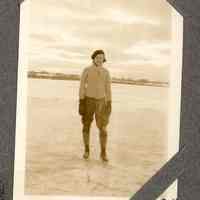          Jane_at_the_Oval_1934.jpg 350MB
   