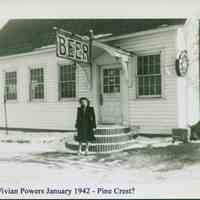          1942The Blue Lantern.jpg 285KB - Not the Pine Crest.; From the Candy Van Oss collection, scanned by Chris Yoder, 2005/6
   