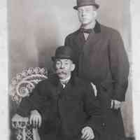          Grandpa Smalley Ed Force.jpg 480KB; Another version of the same style chair, possibly painted
   
