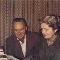         LornaAndCharlesMann-cr2.JPG 410KB
   