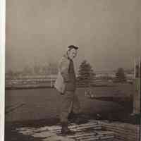          Mann0020-Charles-cDec1948.JPG 865KB
   