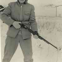          Mann0022-Lorna-c1948.JPG 392KB
   