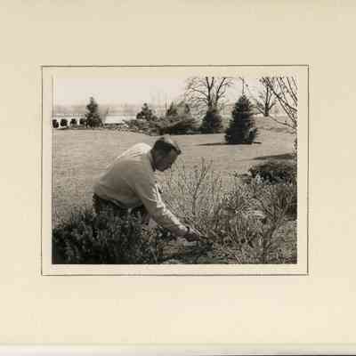 Mann0025-Charles-c1950.JPG 861KB: Likely a William Simmons photo