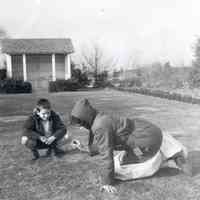          Mann0029-LornaBoy-Apr58.JPG 118KB
   