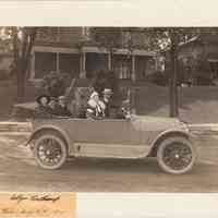          HH-CharlesHoutcampFamilyCar1915.jpg 1.5MB
   