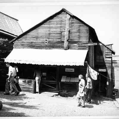 Oxbow - lagoon studio bldg.jpg 2.2MB: Litho Studio Etching Studio