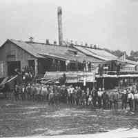          st106 Griffen & Henry.jpg 1.2MB from RJ&Diane Peterson collection. Digital file on Jack Sheridan Drive 2021.72.02; A nice scan of the workers posed in front of the mill.
   