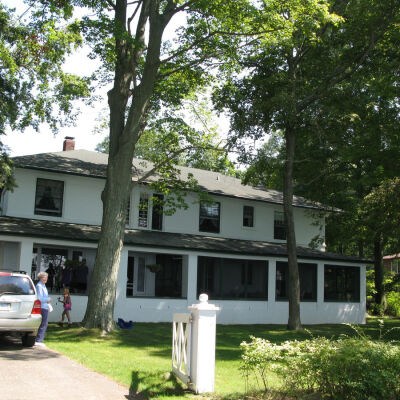 Moore-Smulski-Nelson cottage tour