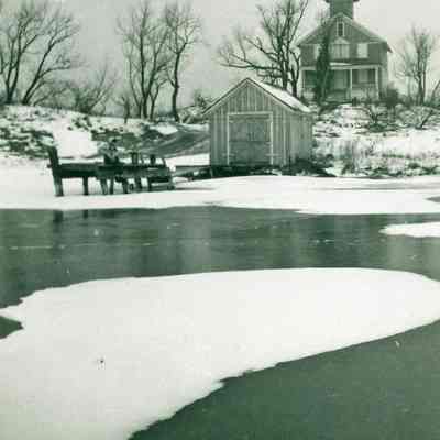 LighthouseDecember1955.jpg 359KB