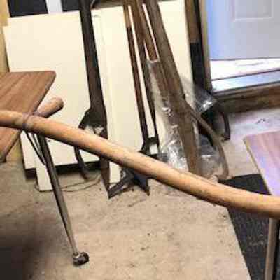 Scythe A has both hand grips