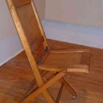 7- Folding chair from Chapel.jpg 275MB: from Lakeshore Chapel