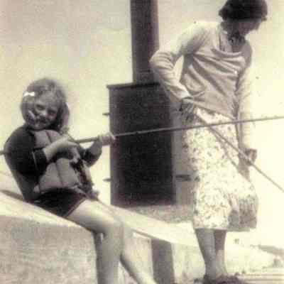 Fishing.Randolph_Girls_Fishing-1.jpg 800KB: At new channel light