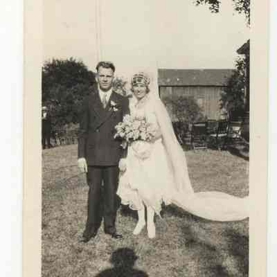 William P. Wright and Edna Barr on their 1927 wedding day.