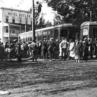          Interurban - crowd.jpg 805KB
   