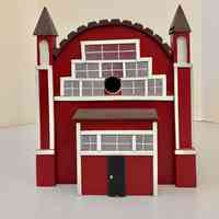          Big Pavilion birdhouse picture number 2
   