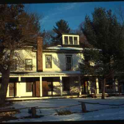 InnWinter.jpg 370KB: Ox-Bow Inn