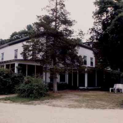 mainBg.jpg 621KB: Ox-Bow Inn