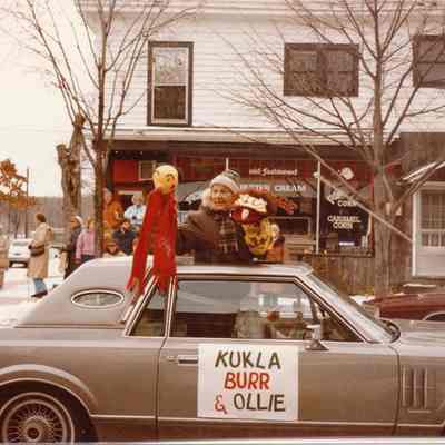 Burr in parade posted July 27-2016 by Erin Wilkinson.jpg 453KB: Likely 1983 Santa Clause parade, see newspaper clipping