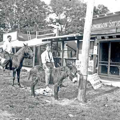 Simonson Studio#2 Donkey.jpg 4.1MB: Outside Simonson Studio no. 2 with horse