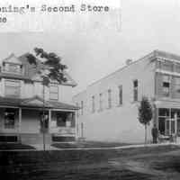          Konig_s_hardware.jpg 279KB; John Koning's second store and home
   