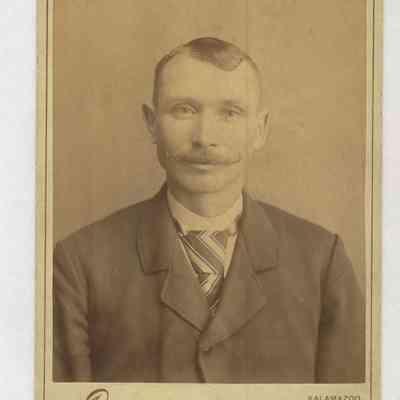 Ens-ChristopherEnsfield.JPG: Christopher Ensfield