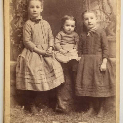 Wilson, Rachel, Lucinda and Mary