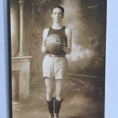 Photo of Ted Heath, not Pete: Saugatuck Basketball