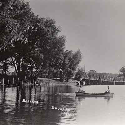 bridge rowboat ca 1915.jpg 2.8MB